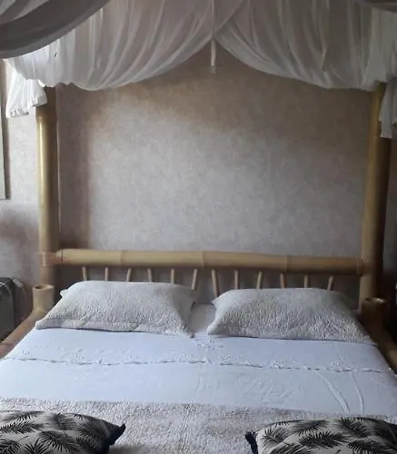 ベッド・アンド・ブレックファスト Cote Jardin